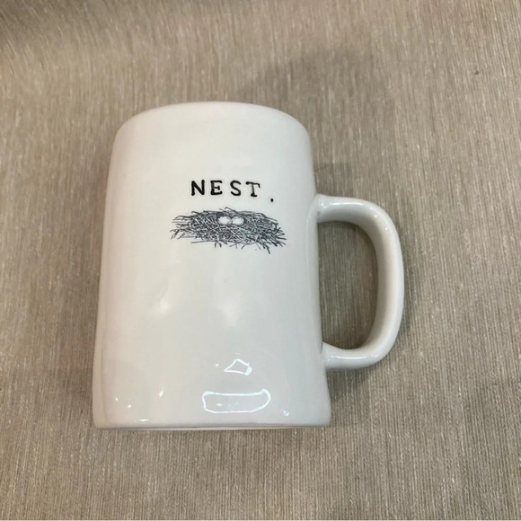MAGENTA Designed By Rae Dunn Nest  Rare Mug Vintage Artisan Collection. - Picture 2 of 7
